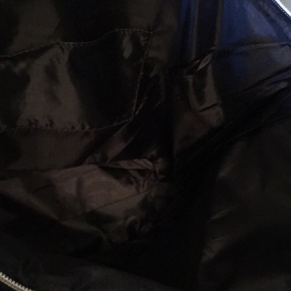 Calvin Klein Fragrance Zipper Tote Bag! Black with black and white stripes - Picture 7 of 8